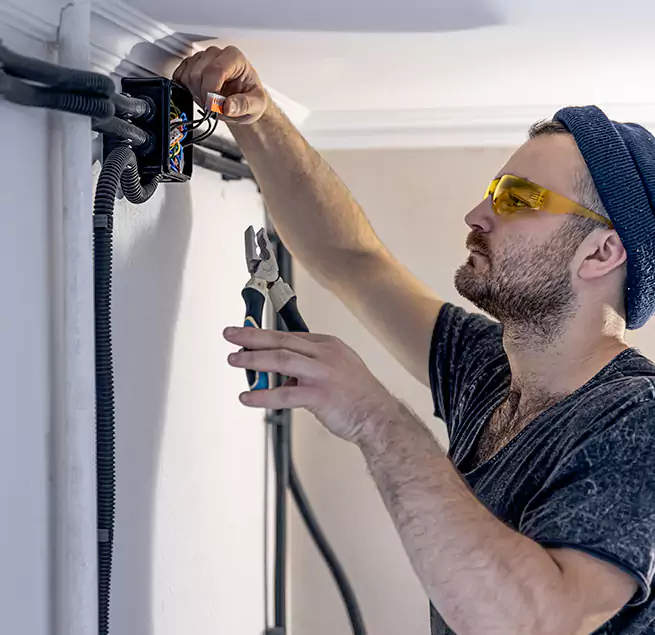Why Key Biscayne, FL Homeowners Choose Key Biscayne Air Duct Cleaning Pro for HVAC UV Light Installation?